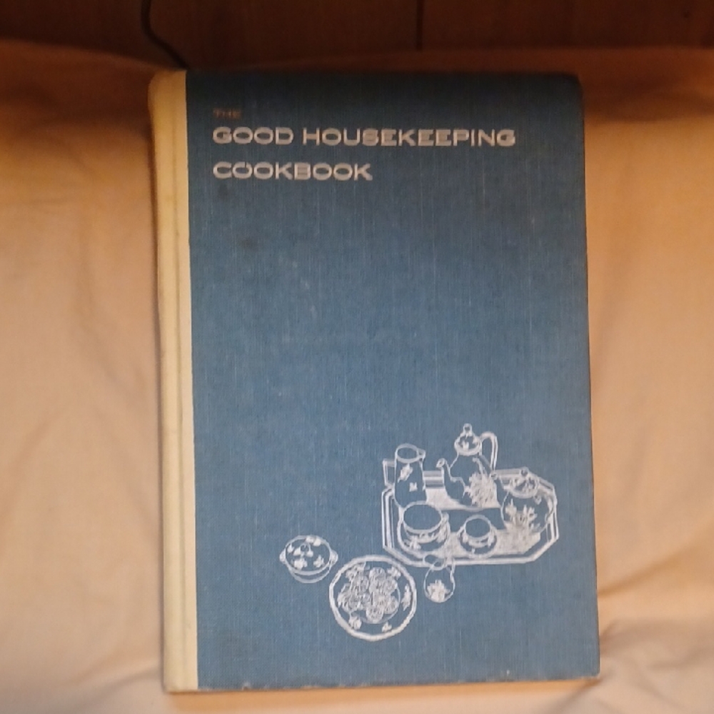 Vintage Good Housekeeping Cookbook